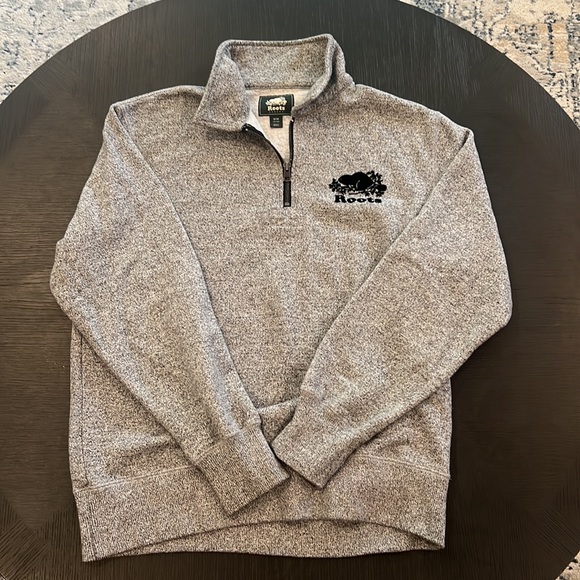 Roots Canada Half Zip Pullover - Picture 2 of 5